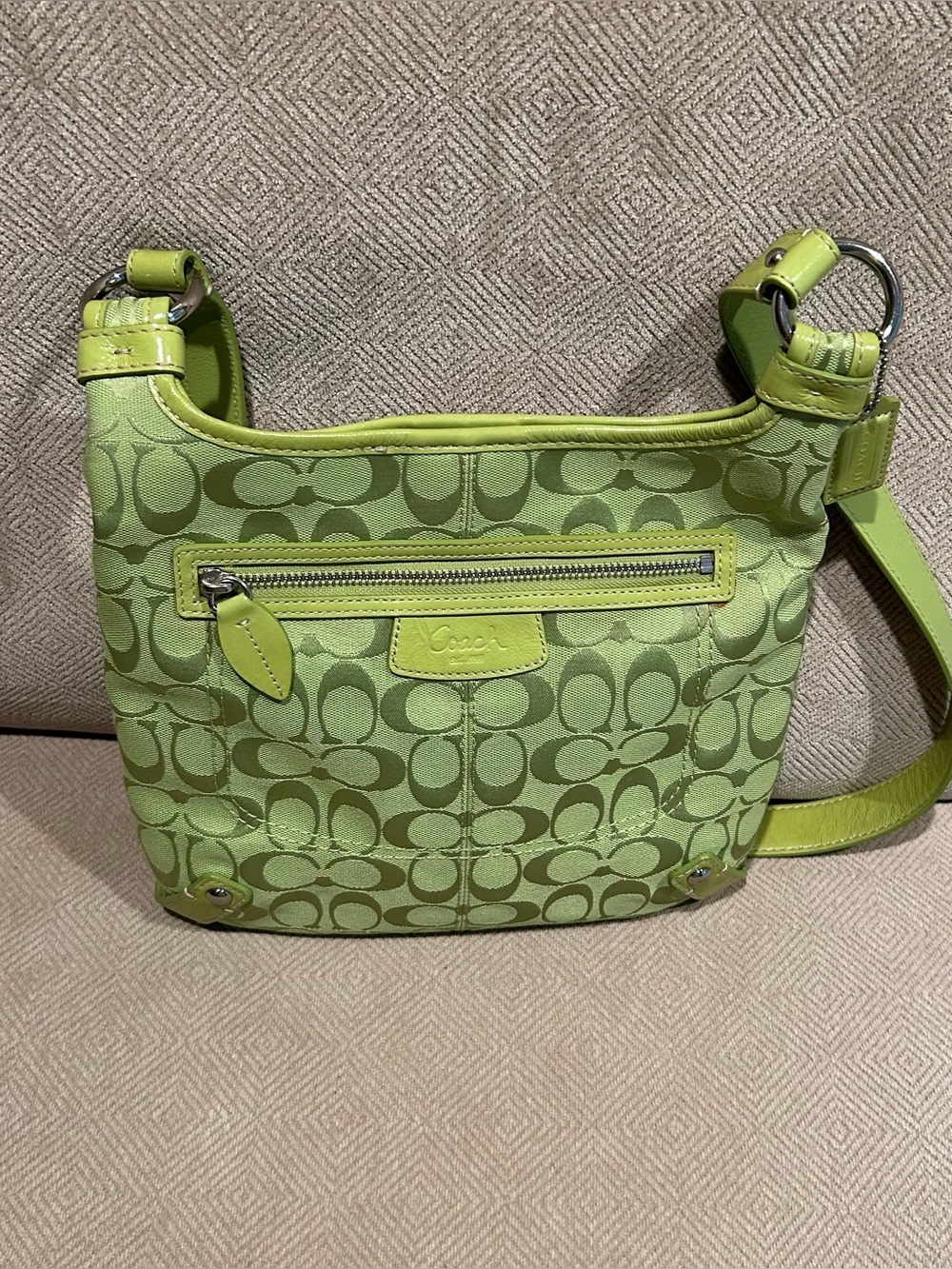 Coach vintage y2k lime green Penelope signature canvas, leather hobo F14689